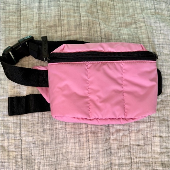 Calpak Mini Luka Belt Bag in Bubblegum Pink - Picture 1 of 3